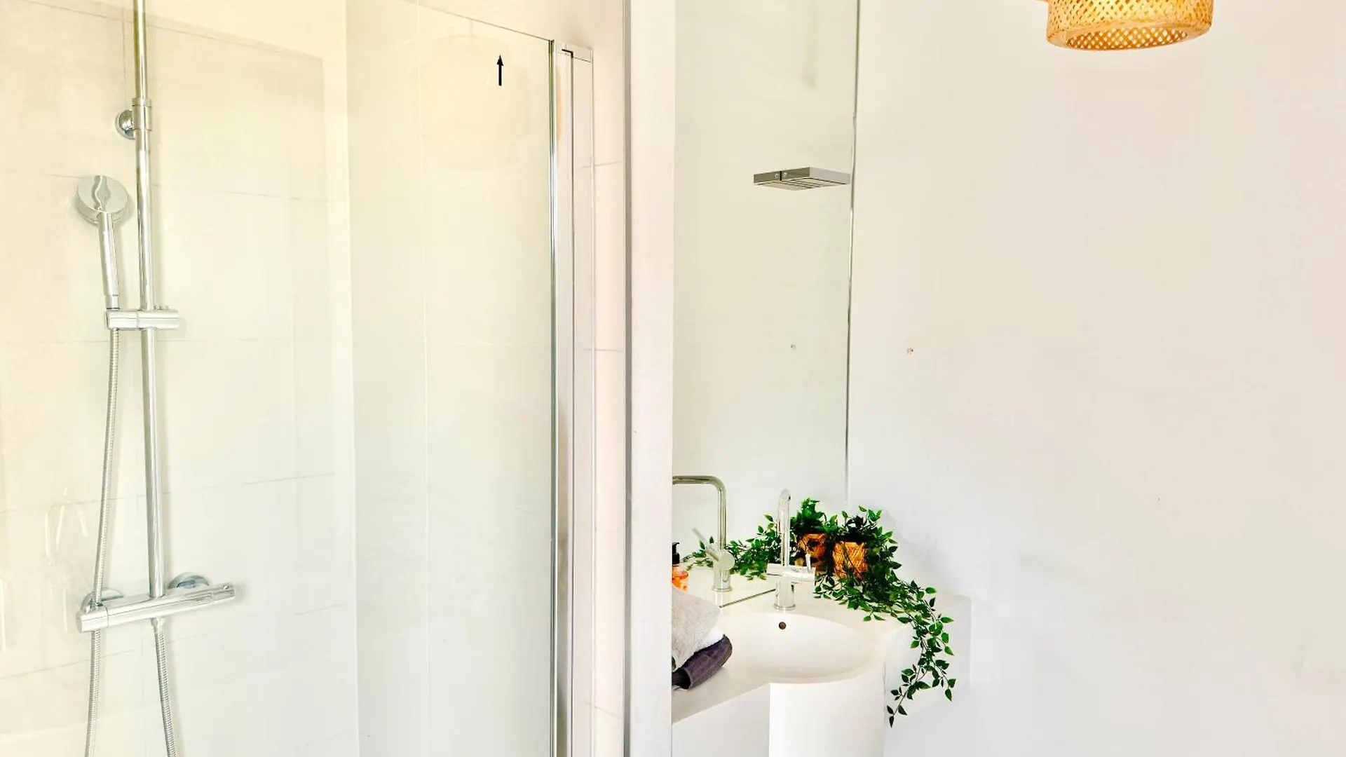 Modern 4 Room-Apartment With Free Parking Vienna Apartment