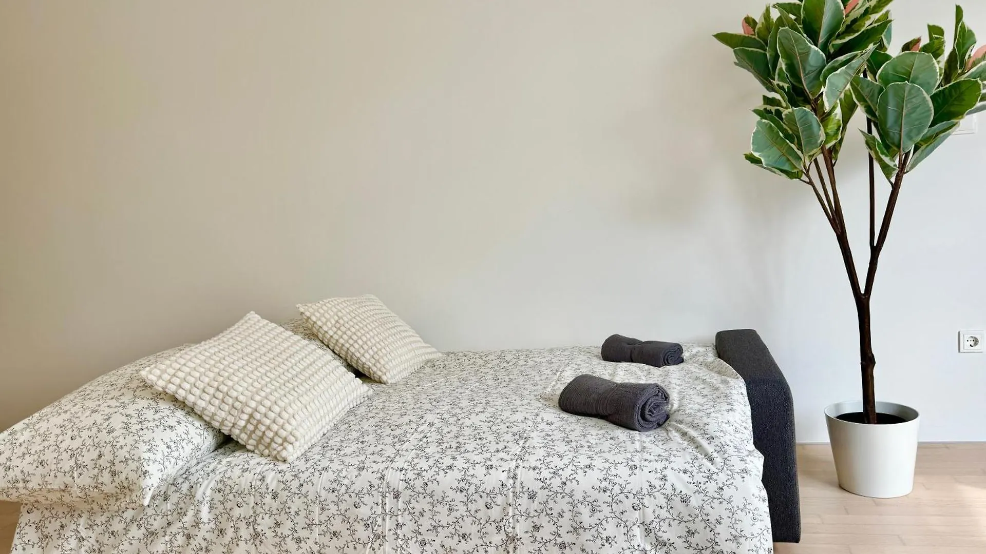 Modern 4 Room-Apartment With Free Parking Vienna