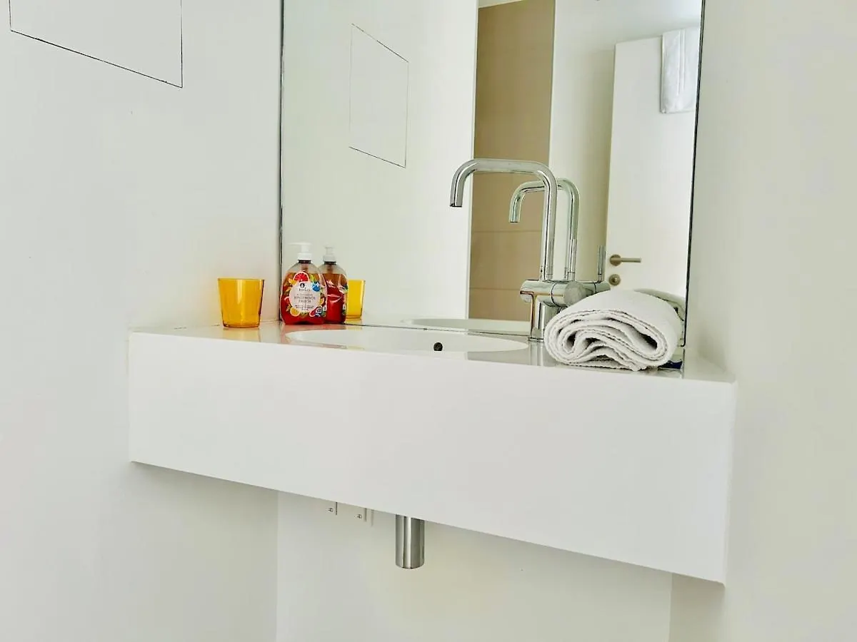 Modern 4 Room-Apartment With Free Parking Vienna