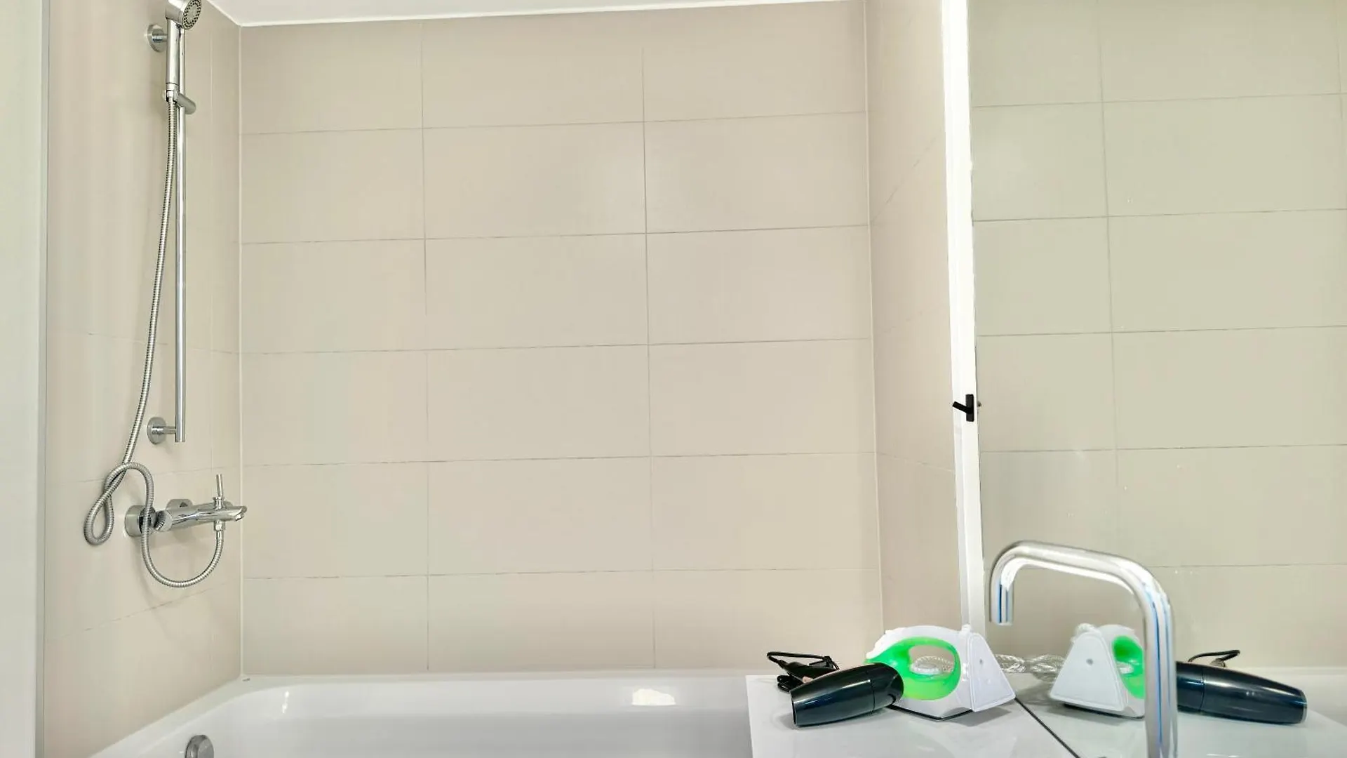 Apartment Modern 4 Room-Apartment With Free Parking Vienna